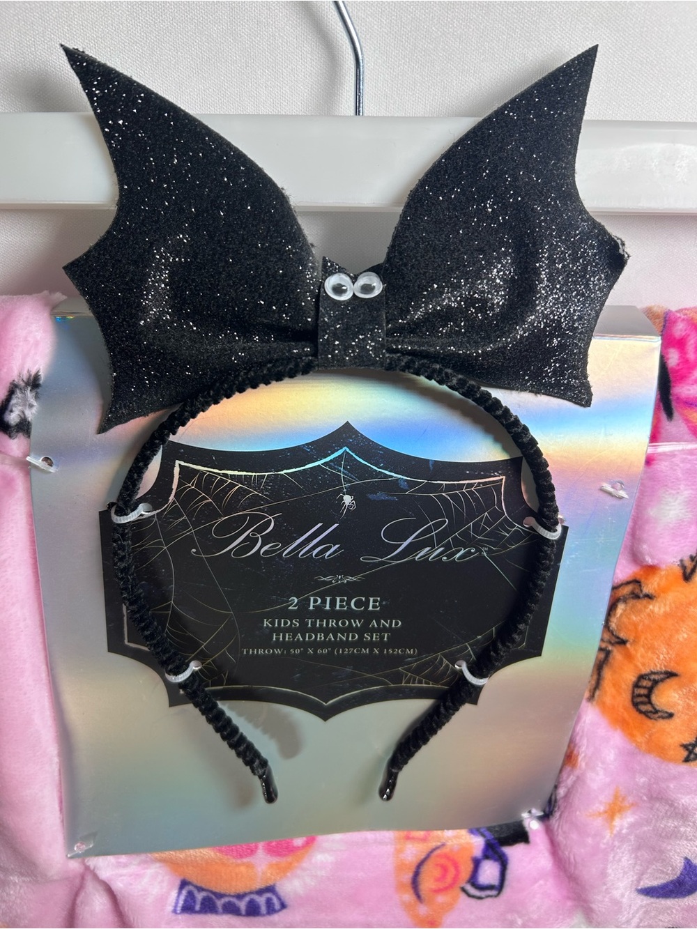 NEW Bella Lux Halloween Pink Kids Throw Blanket & Bat Wing Headband 2 Piece Set - Picture 10 of 10